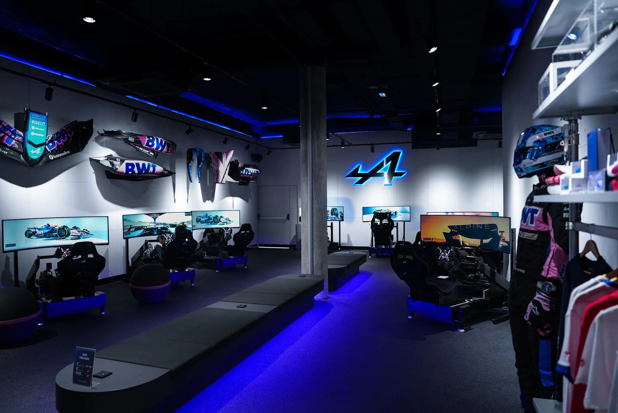 Atelier Alpine - E-Motion - Opera - Capucine - Sim Racing - Motorsport - Formula 1 - Center