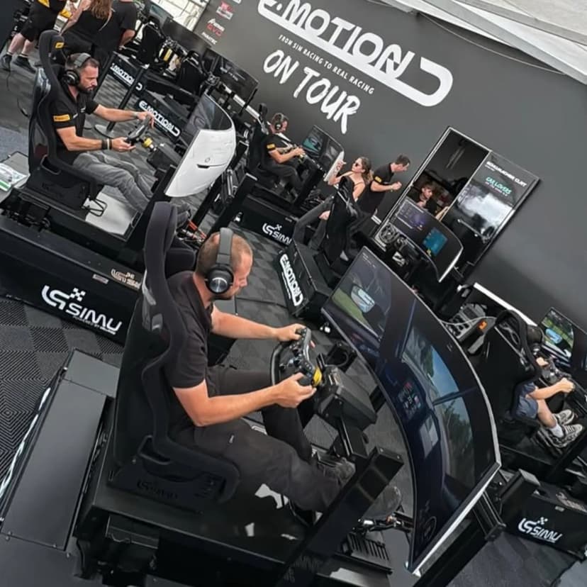 e-motion OnTour Sim Racing Motorsport